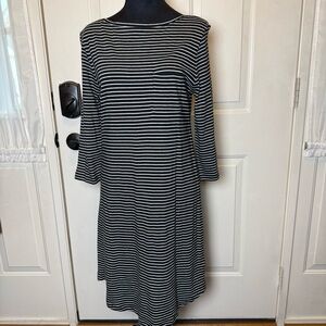 NWT GAP Black & White Striped 3/4 Length Sleeve Dress Sz M Cotton Blend